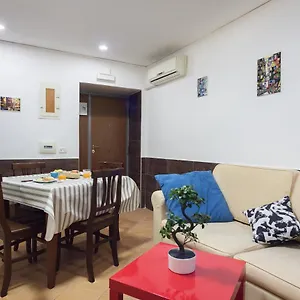 (room In Naples) Casetta Decumani Napoli